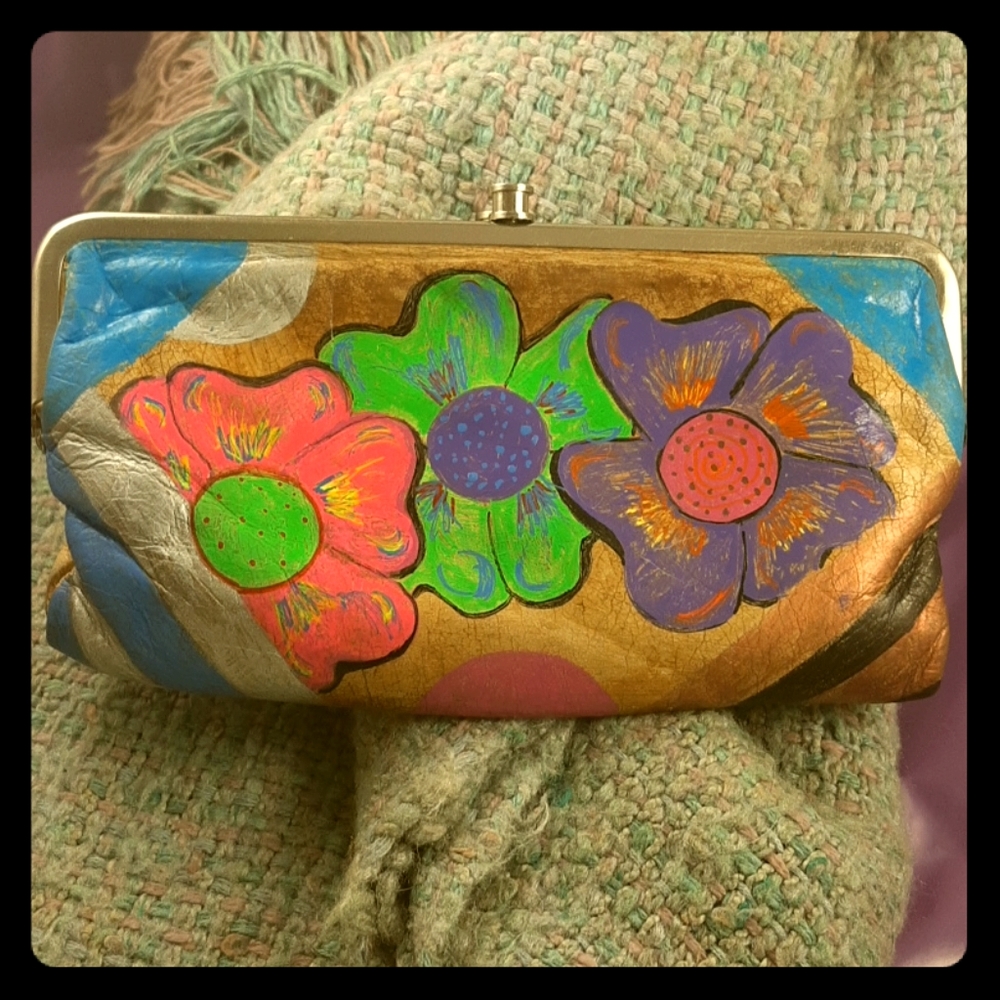 HOBO Upcycle LAUREN wallet/clutch